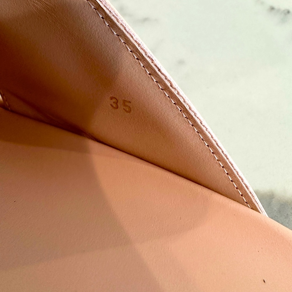 Fendi Fendigraphy Logo Slide Sandals - Picture 6 of 9